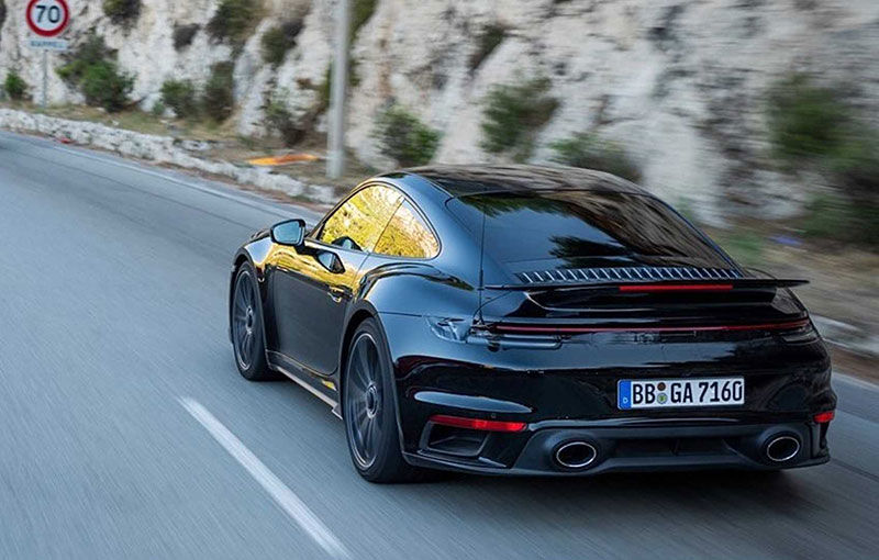 Primele imagini oficiale cu viitorul Porsche 911 Turbo: motorul de 3.8 litri ar putea oferi peste 600 CP - Poza 2