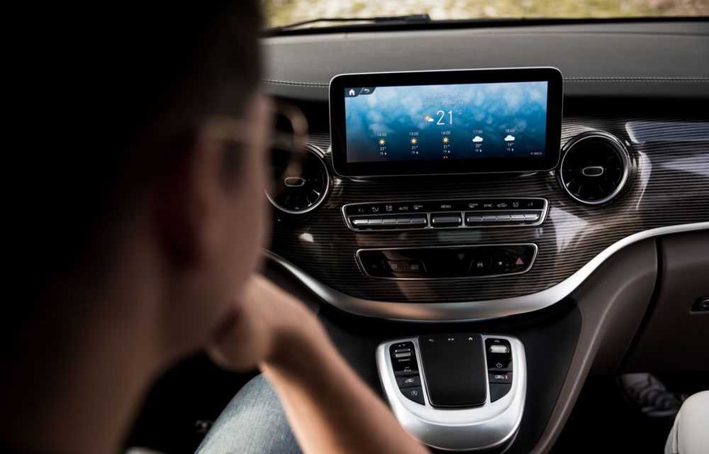 Mercedes-Benz Clasa V facelift va fi disponibil cu sistemul de infotainment MBUX: comenzile încep în luna decembrie - Poza 4