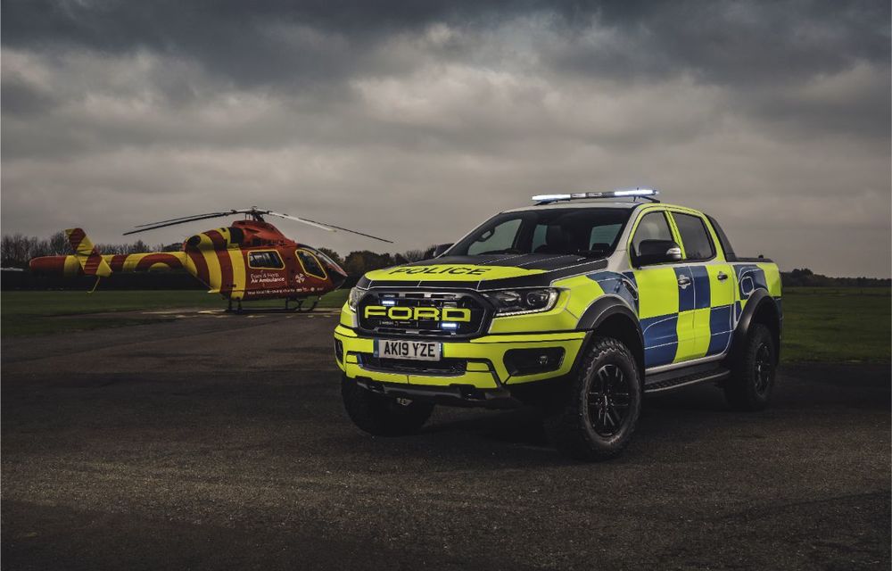 Pentru urmăriri în off-road: pick-up-ul sport Ford Ranger Raptor intră în flota poliției din Marea Britanie - Poza 4