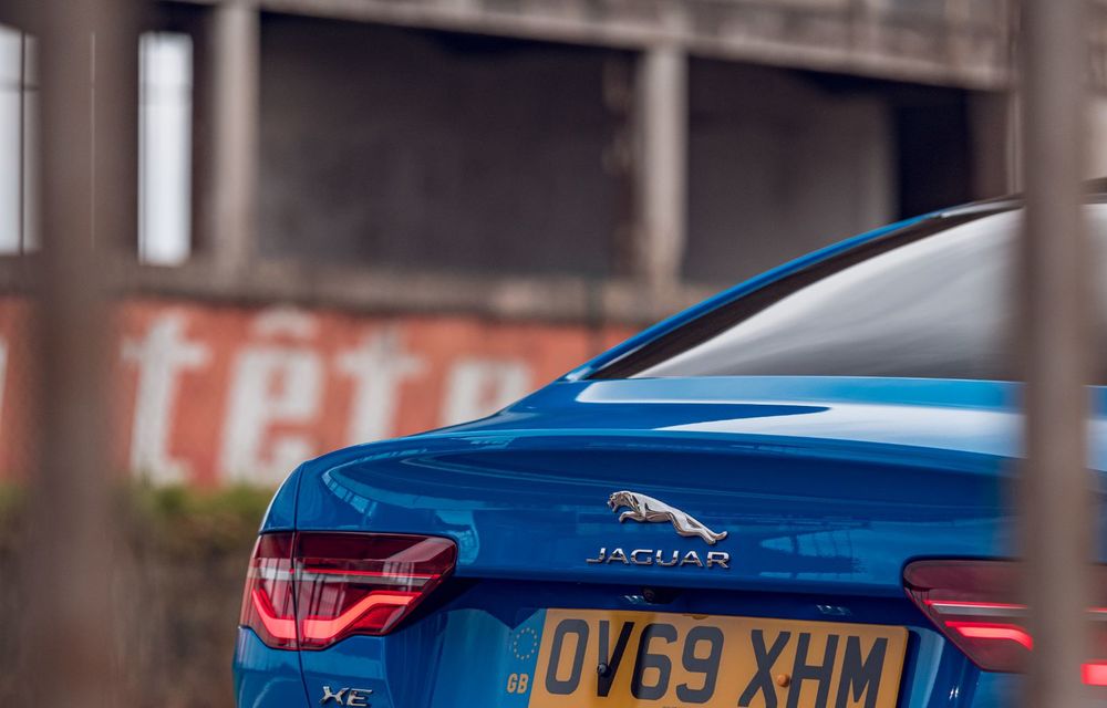 Jaguar lansează XE Reims Edition: ediție limitată la 200 de exemplare pentru piața britanică - Poza 68