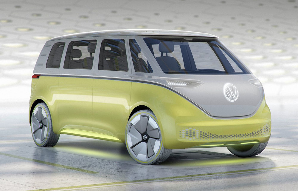 Volkswagen va furniza 35 de shuttle-uri electrice și autonome ID Buzz la Cupa Mondială de fotbal din 2022: acestea vor transporta câte 4 pasageri - Poza 1