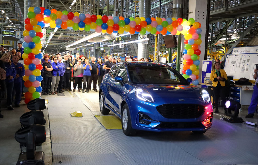 Primele detalii despre producția lui Ford Puma: aproape 4.800 de unități au ieșit pe porțile uzinei de la Craiova în octombrie și noiembrie - Poza 1