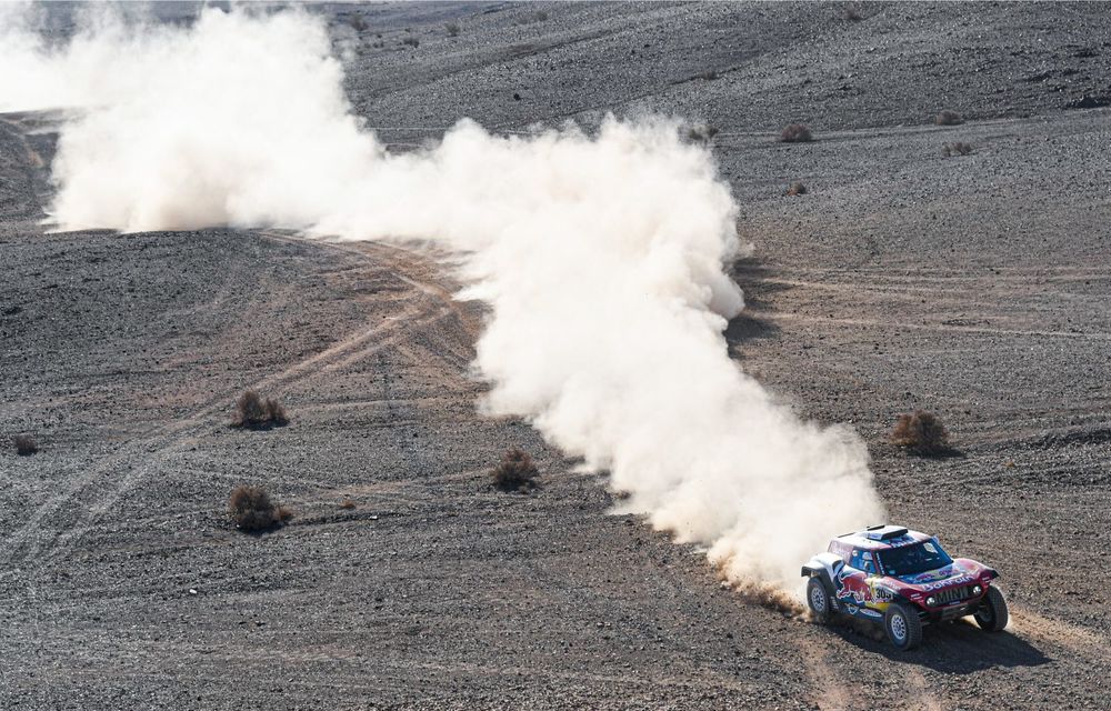 Raliul Dakar 2020: Toyota și Mini se luptă pentru supremație în cea mai dură etapă de rally raid din lume - Poza 6