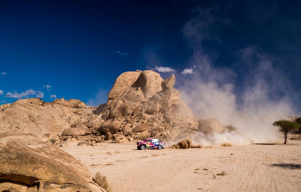 Raliul Dakar 2020: Toyota și Mini se luptă pentru supremație în cea mai dură etapă de rally raid din lume - Poza 5