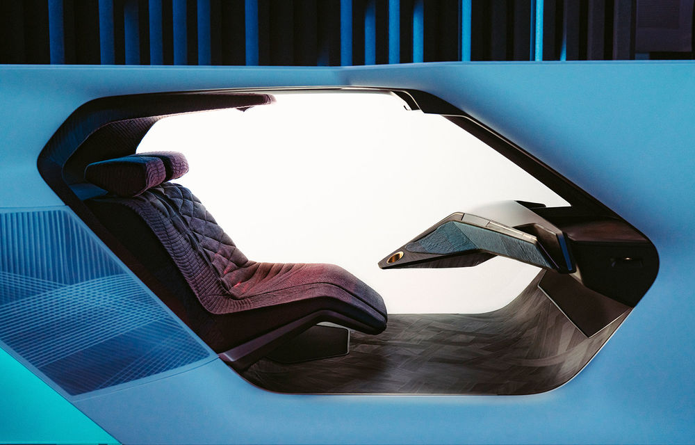 BMW prezintă i Interaction EASE: interiorul mașinilor autonome în viziunea producătorului german - Poza 1