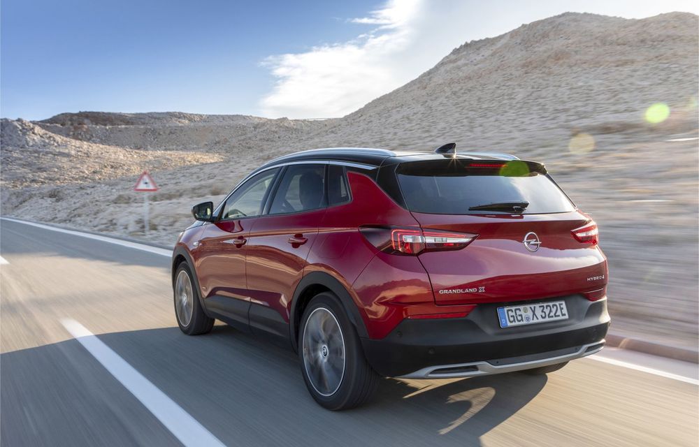 Opel Grandland X Hybrid poate fi comandat în România: SUV-ul plug-in hybrid pleacă de la aproape 35.800 de euro - Poza 9