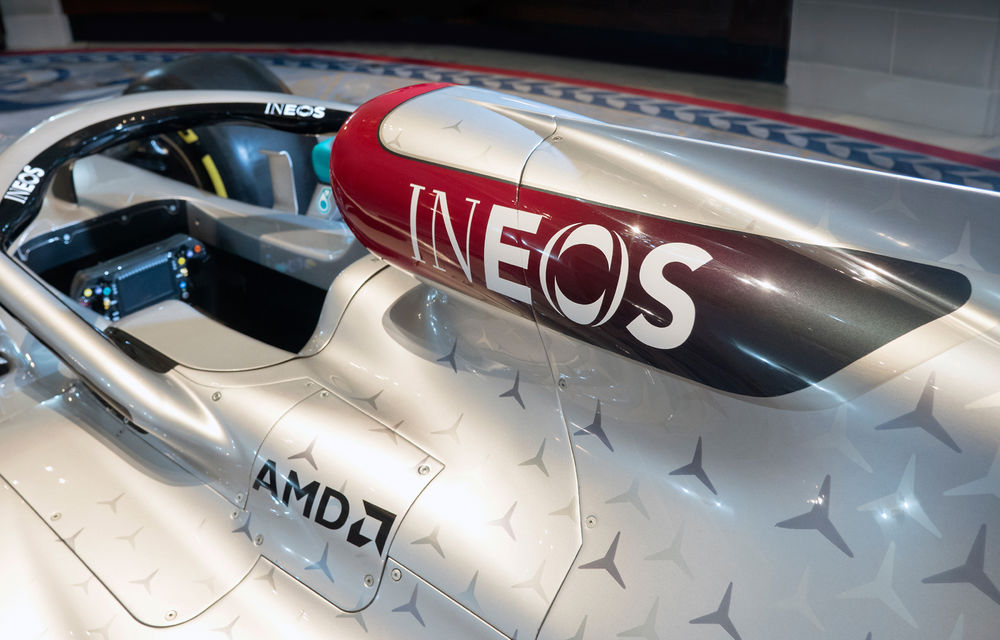 Mercedes a dezvăluit noile culori pentru sezonul 2020 al Formulei 1: monopostul va fi prezentat în 14 februarie - Poza 11
