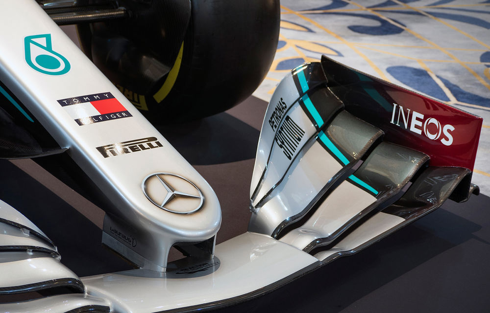 Mercedes a dezvăluit noile culori pentru sezonul 2020 al Formulei 1: monopostul va fi prezentat în 14 februarie - Poza 10