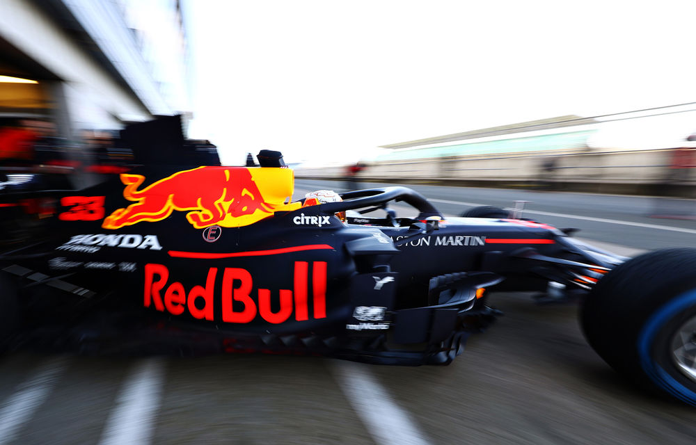 Red Bull a prezentat monopostul pentru sezonul 2020 al Formulei 1: Verstappen a parcurs primele tururi pe circuitul de la Silverstone - Poza 5