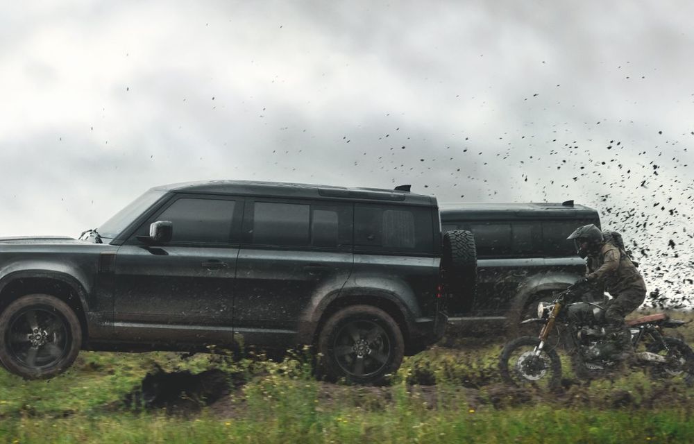 Video. Câteva dintre cascadoriile noului Land Rover Defender pregătite pentru pelicula James Bond: No time to die - Poza 5