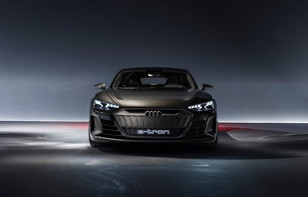 Informații despre viitoarea versiune de serie a lui Audi e-tron GT: modelul electric debutează în cadrul Salonului Auto de la Los Angeles - Poza 1