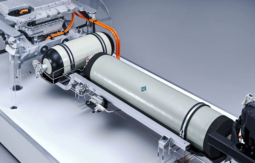 BMW oferă detalii tehnice despre sistemul de propulsie pentru i Hydrogen Next: 374 de cai putere și rezervoare de hidrogen de 6 litri - Poza 8