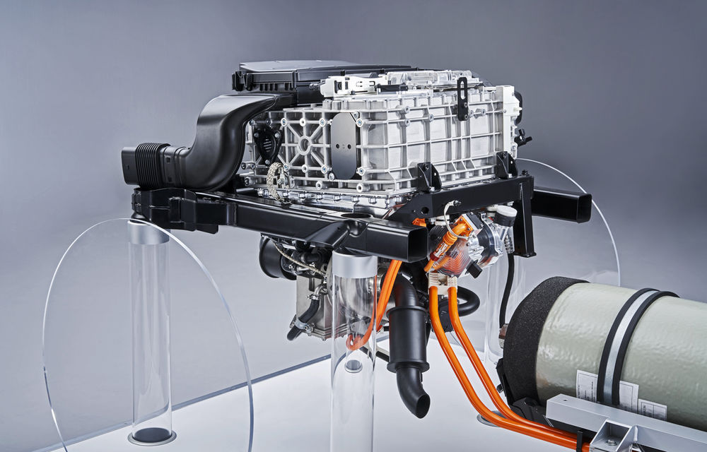 BMW oferă detalii tehnice despre sistemul de propulsie pentru i Hydrogen Next: 374 de cai putere și rezervoare de hidrogen de 6 litri - Poza 6