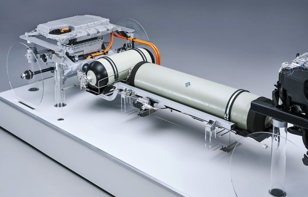 BMW oferă detalii tehnice despre sistemul de propulsie pentru i Hydrogen Next: 374 de cai putere și rezervoare de hidrogen de 6 litri - Poza 7