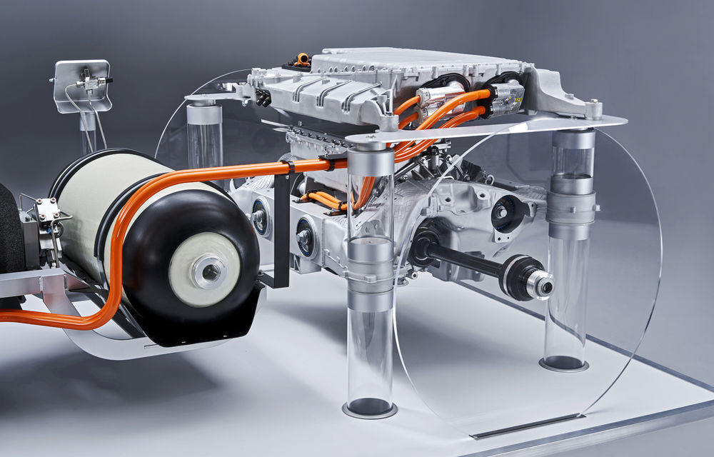 BMW oferă detalii tehnice despre sistemul de propulsie pentru i Hydrogen Next: 374 de cai putere și rezervoare de hidrogen de 6 litri - Poza 2