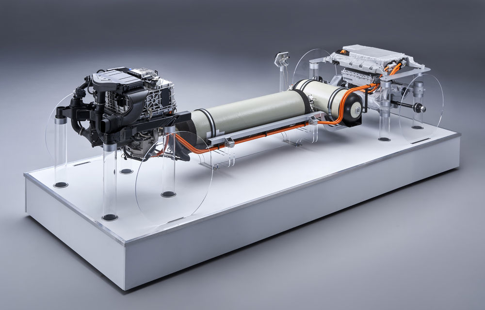 BMW oferă detalii tehnice despre sistemul de propulsie pentru i Hydrogen Next: 374 de cai putere și rezervoare de hidrogen de 6 litri - Poza 4