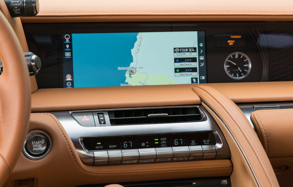 Facelift fără schimbări estetice pentru Lexus LC: suspensii modificate, masă totală mai mică și conexiuni Apple CarPlay și Android Auto - Poza 41