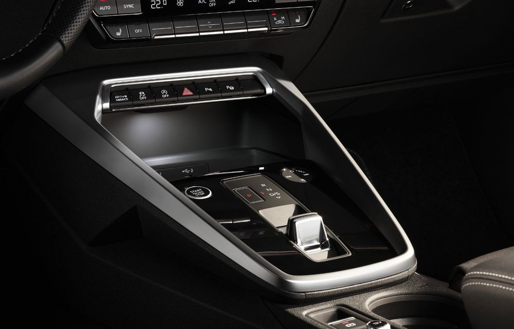 Audi prezintă noua generație A3 Sedan: modificări estetice consistente, spațiu interior îmbunătățit și motorizări de până la 150 CP - Poza 40
