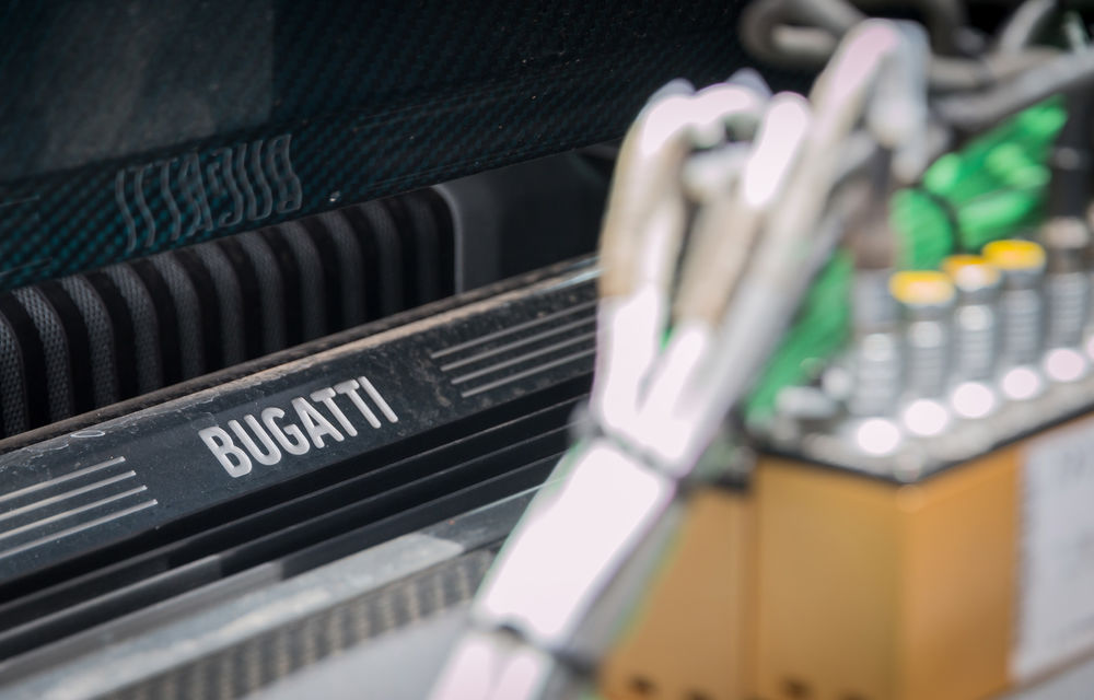 Bugatti va începe în acest an livrările hypercarului Divo: modelul are 1.500 de cai putere și costă 5 milioane de euro - Poza 4