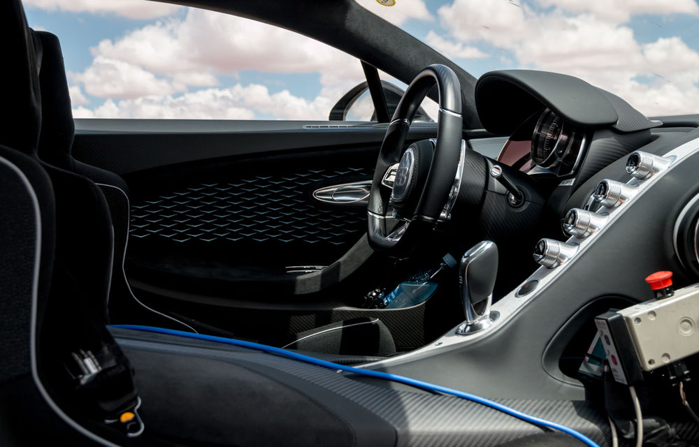 Bugatti va începe în acest an livrările hypercarului Divo: modelul are 1.500 de cai putere și costă 5 milioane de euro - Poza 7