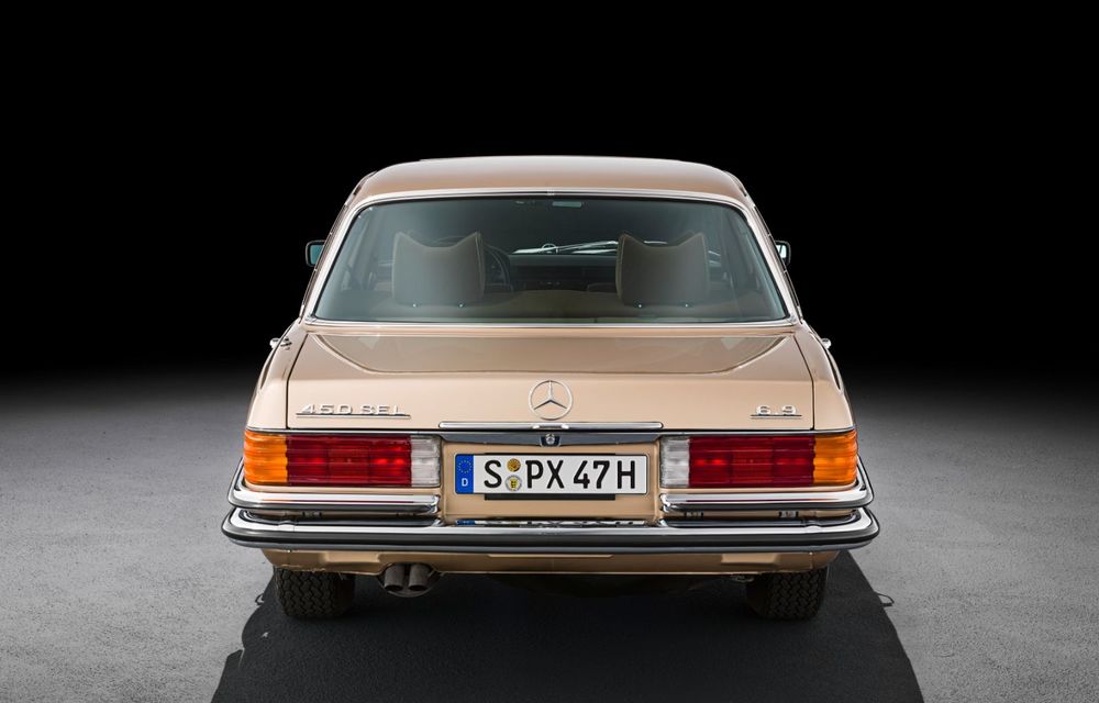 Aniversare în familia Mercedes-Benz: versiunea 450 SEL 6.9 a împlinit 45 de ani de la debut - Poza 4