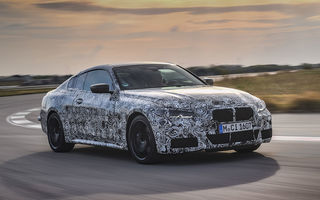 Primele imagini camuflate cu viitoarea generație BMW Seria 4: coupe-ul producătorului german va avea și versiune M440i cu sistem mild-hybrid și 374 CP