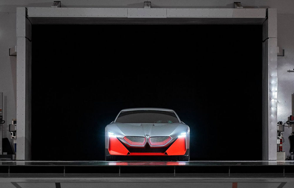 BMW pregătește o nouă generație de baterii fără cobalt în așteptarea unei game care în 2023 va conține 13 modele full-electrice - Poza 1
