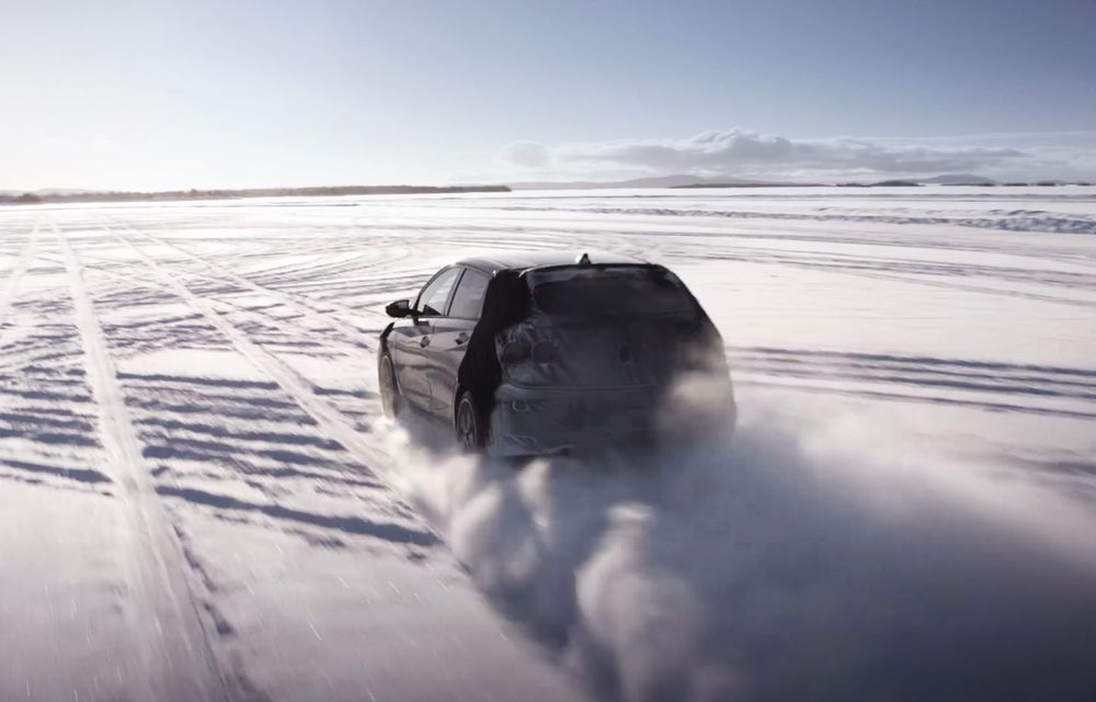 Video. Primele cadre oficiale cu viitorul Hyundai i20 N: Hot Hatch-ul camuflat a fost testat în zona de nord a Europei - Poza 4