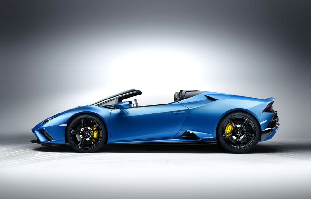 Lamborghini a prezentat noua versiune Huracan Evo Spyder RWD: 610 CP și 0-100 km/h în 3.5 secunde pentru supercar-ul cu roți motrice spate - Poza 9