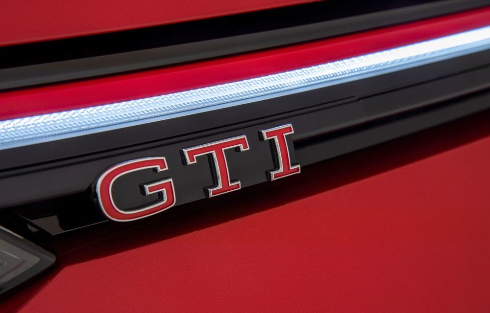 Noua generație Volkswagen Golf GTI ajunge în România în a doua jumătate a lunii septembrie: prețul de pornire pentru Hot Hatch-ul compact va fi de aproape 33.000 de euro - Poza 23