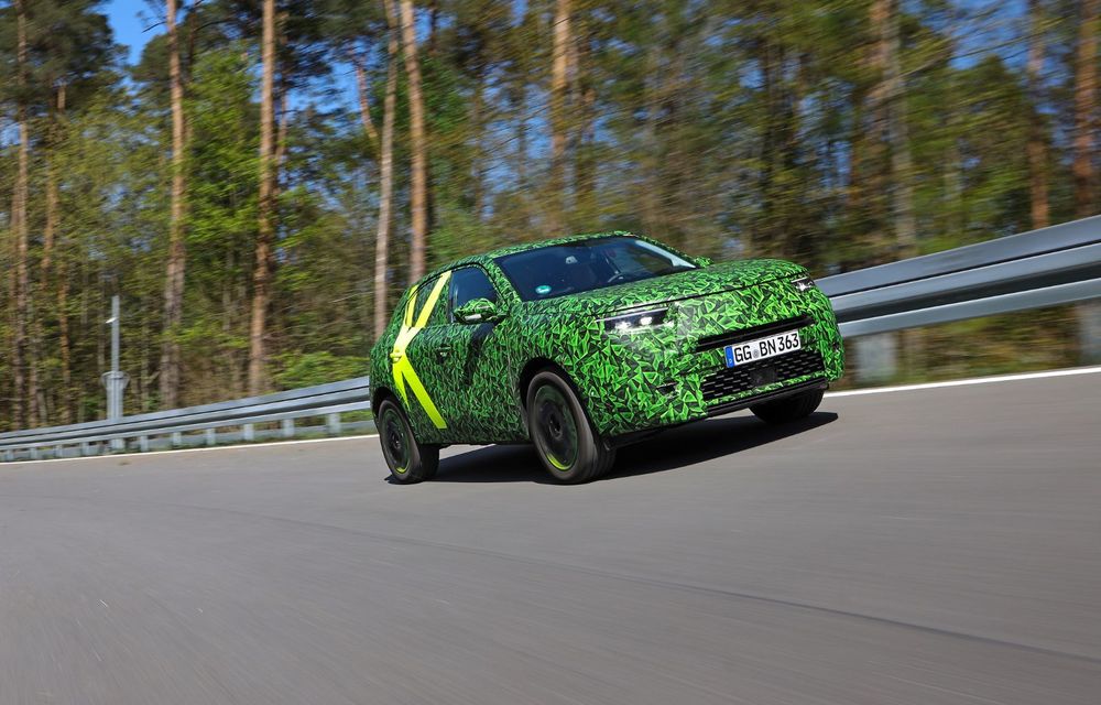 Imagini noi sub camuflaj cu viitorul Opel Mokka: SUV-ul producătorului german va avea versiune electrică și va fi lansat pe piață în 2021 - Poza 8