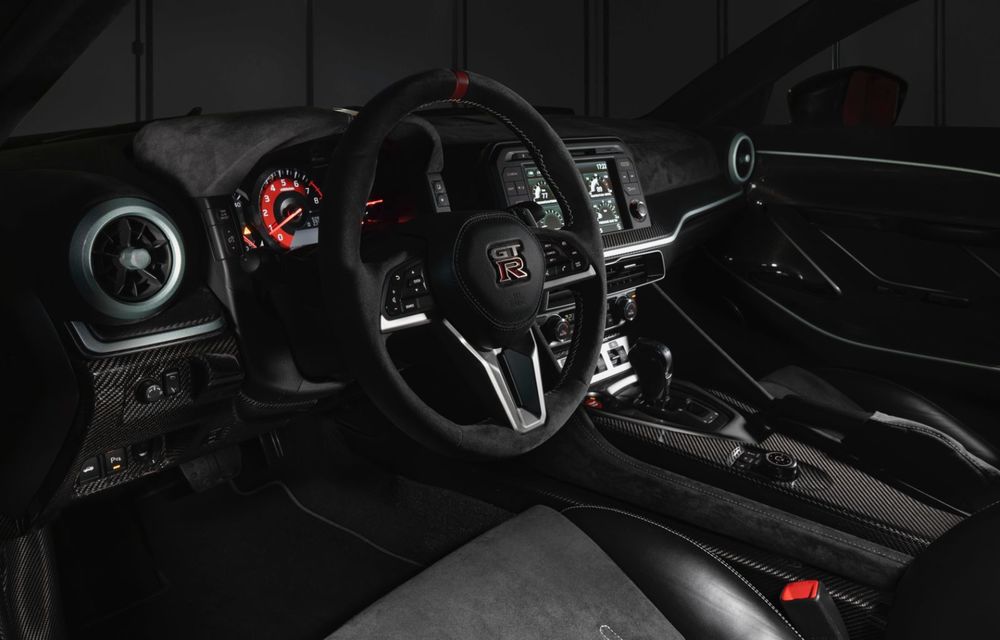 Primele imagini cu versiunea de producție a lui Nissan GT-R50 by Italdesign: modelul sport va fi asamblat în doar 50 de unități - Poza 10