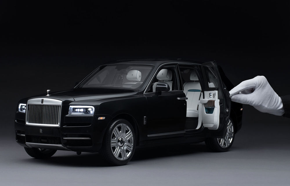 Rolls-Royce lansează macheta SUV-ului Cullinan la scara 1:8: producția unui exemplar are loc în 450 de ore - Poza 1