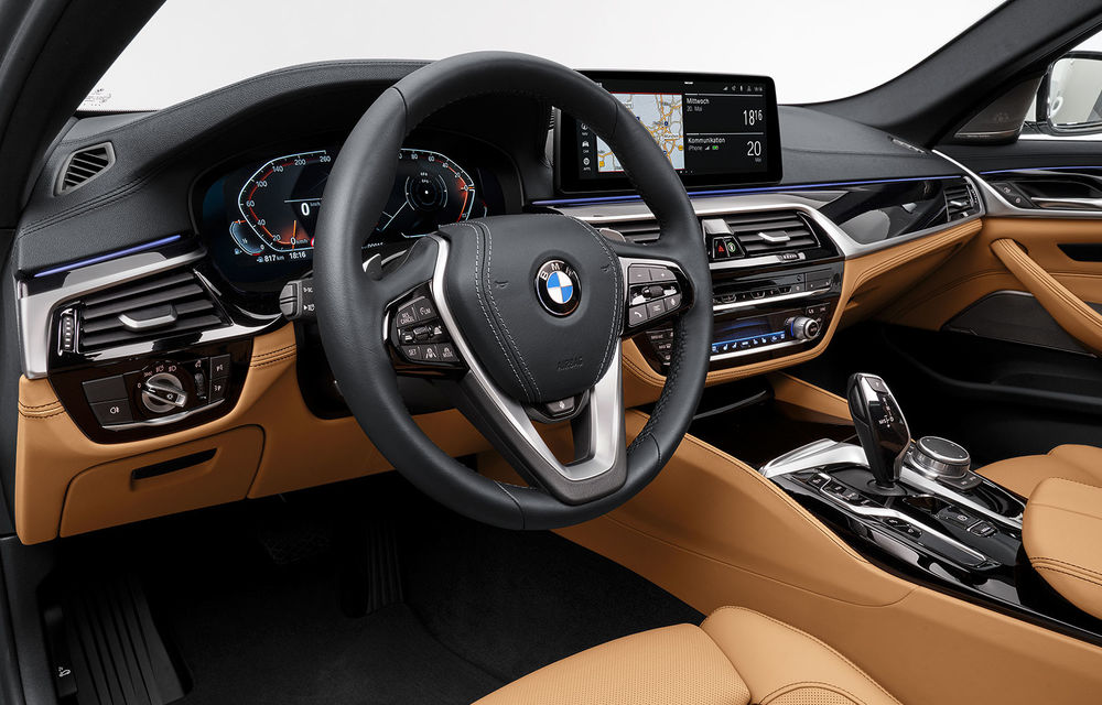BMW Seria 5 facelift: modificări exterioare minore, îmbunătățiri pentru interior și două versiuni plug-in hybrid - Poza 65