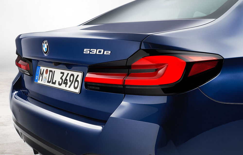BMW Seria 5 facelift: modificări exterioare minore, îmbunătățiri pentru interior și două versiuni plug-in hybrid - Poza 33
