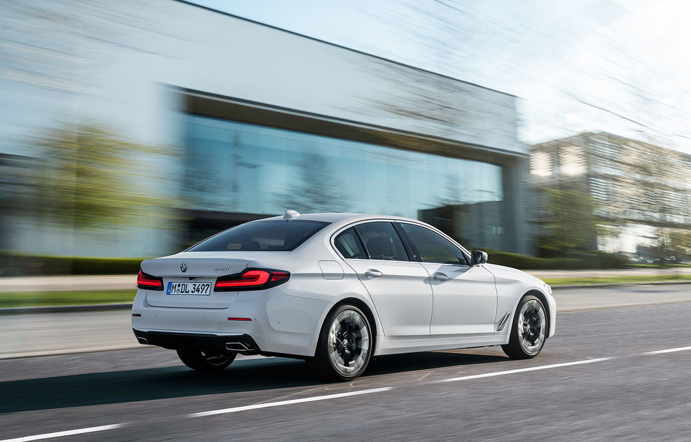 BMW Seria 5 facelift: modificări exterioare minore, îmbunătățiri pentru interior și două versiuni plug-in hybrid - Poza 46