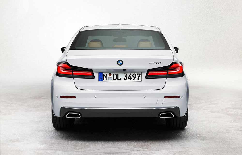 BMW Seria 5 facelift: modificări exterioare minore, îmbunătățiri pentru interior și două versiuni plug-in hybrid - Poza 58