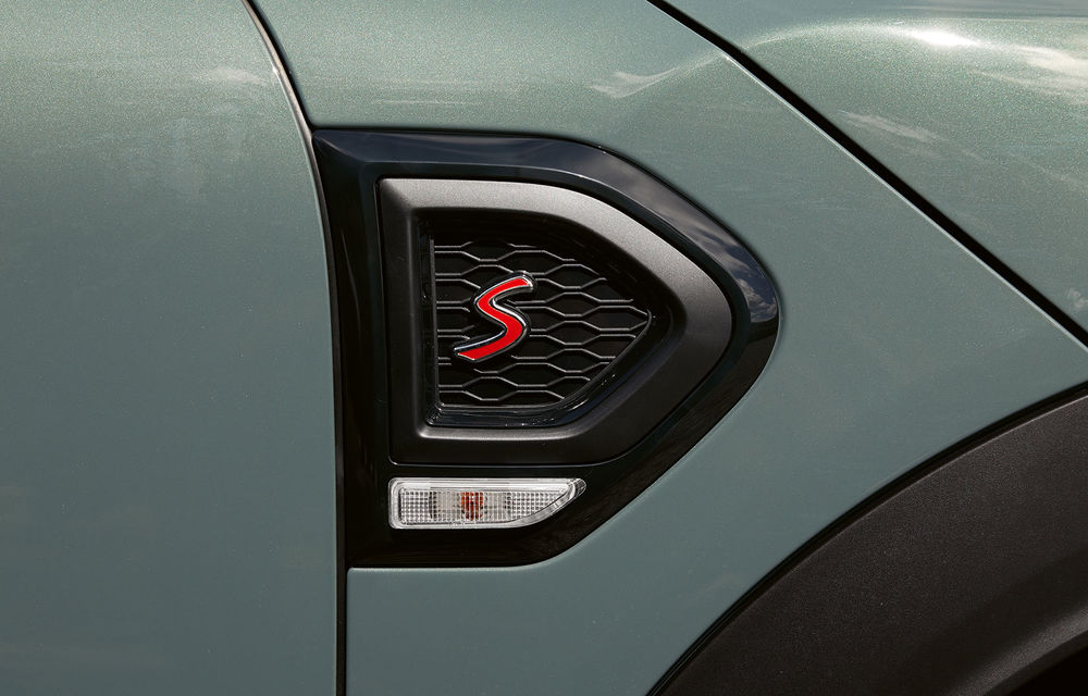 Mini Countryman facelift a fost prezentat oficial: britanicii propun îmbunătățiri exterioare, accesorii noi de interior și versiune plug-in hybrid cu autonomie electrică de până la 61 de kilometri - Poza 151