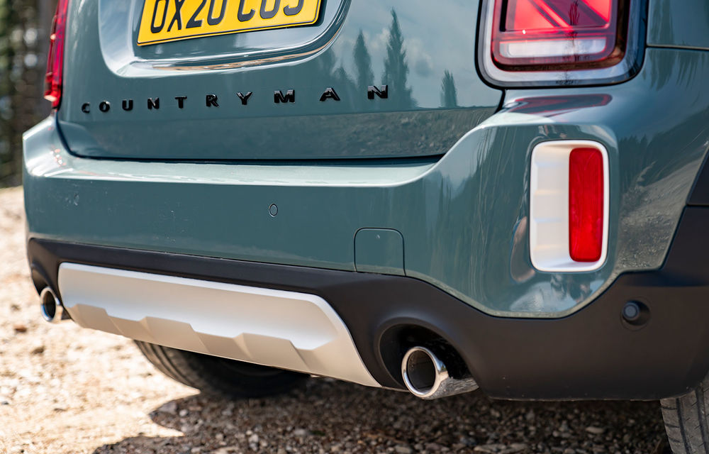 Mini Countryman facelift a fost prezentat oficial: britanicii propun îmbunătățiri exterioare, accesorii noi de interior și versiune plug-in hybrid cu autonomie electrică de până la 61 de kilometri - Poza 79