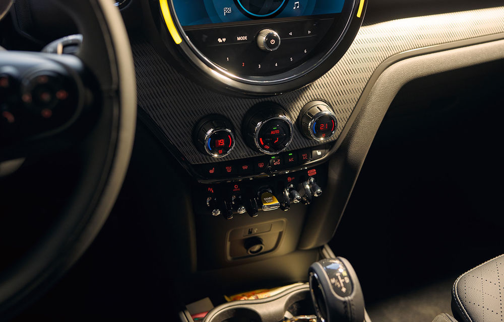 Mini Countryman facelift a fost prezentat oficial: britanicii propun îmbunătățiri exterioare, accesorii noi de interior și versiune plug-in hybrid cu autonomie electrică de până la 61 de kilometri - Poza 147