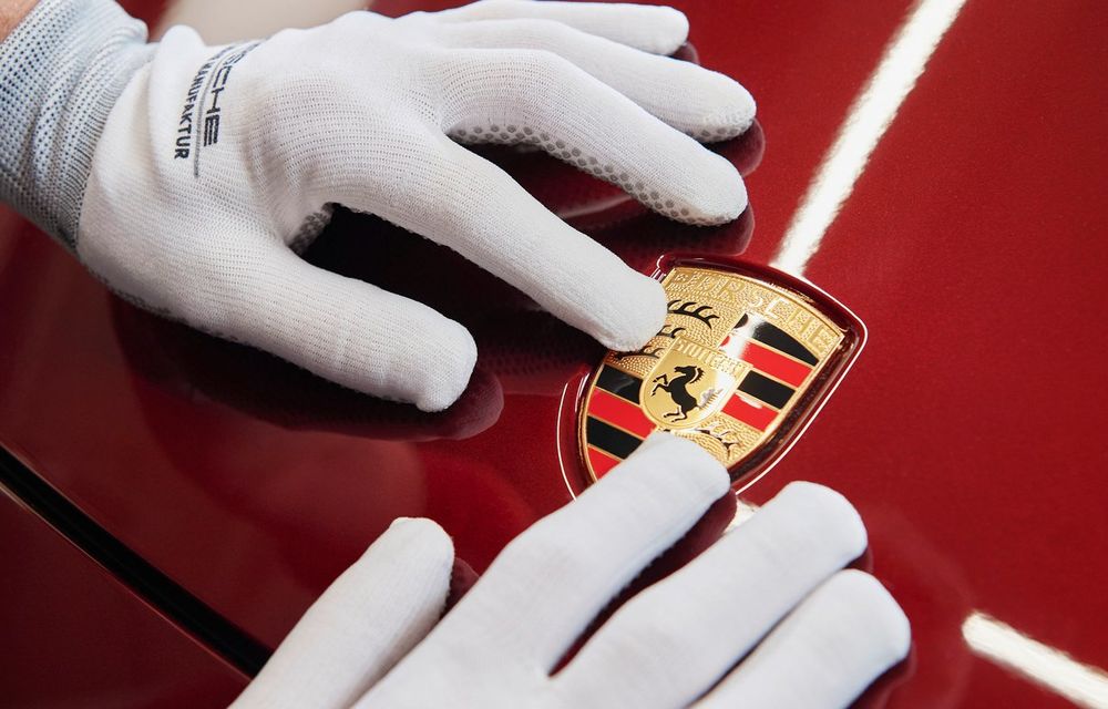 În numele istoriei: Porsche 911 Targa Heritage Design Edition se adresează colecționarilor și celor care apreciază tradiția mărcii germane - Poza 69