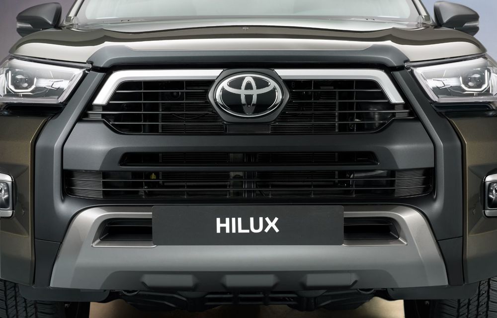Toyota lansează Hilux facelift: modificări estetice, suspensii îmbunătățite și un nou motor diesel de 2.8 litri cu 204 CP - Poza 9