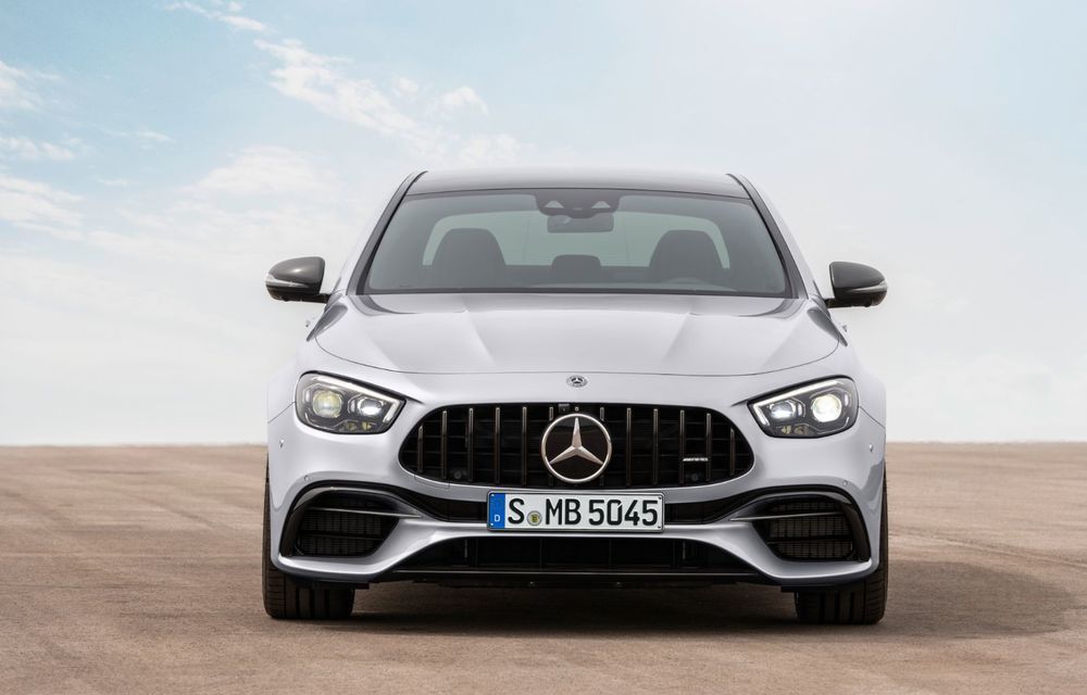 Mercedes a prezentat AMG E63 sedan și AMG E63 T-Modell facelift: noutăți estetice, sistem de infotainment MBUX și suspensie modificată - Poza 15
