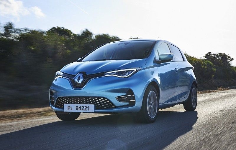 Renault domină vânzările de mașini electrice din România: cotă de piață de 44% în primele 6 luni, cu 255 de unități în dreptul lui Zoe - Poza 1