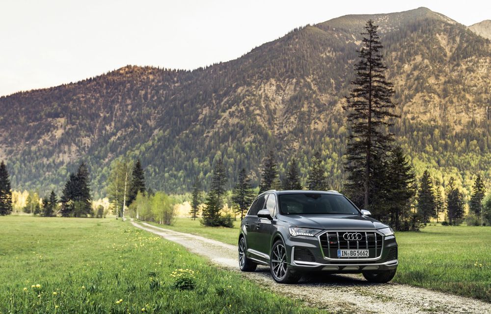 Audi introduce un motor V8 pe benzină pentru SUV-urile SQ7 și SQ8: 507 cai putere și 4.1 secunde pentru 0-100 km/h - Poza 7