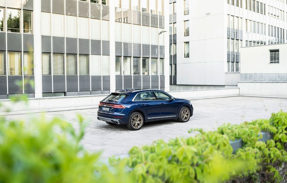 Audi introduce un motor V8 pe benzină pentru SUV-urile SQ7 și SQ8: 507 cai putere și 4.1 secunde pentru 0-100 km/h - Poza 29