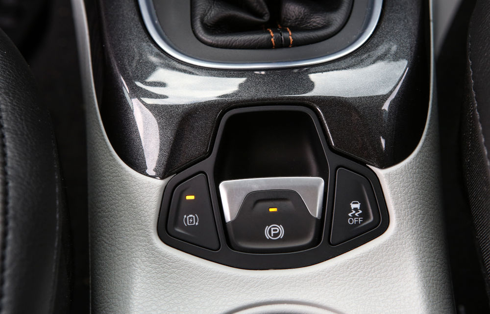 Detalii despre versiunile plug-in hybrid pentru Jeep Renegade și Compass: SUV-urile au până la 240 CP și autonomie electrică de 50 de kilometri - Poza 20