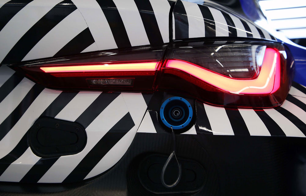 Primele imagini camuflate cu viitorul BMW M4 GT3: modelul de competiții va debuta în sezonul din 2022 - Poza 2