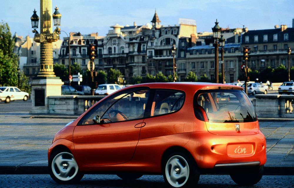 Vehiculele Peugeot care au promovat mobilitatea electrică: de la citadinul VLV până la noile e-208 și e-2008 - Poza 8