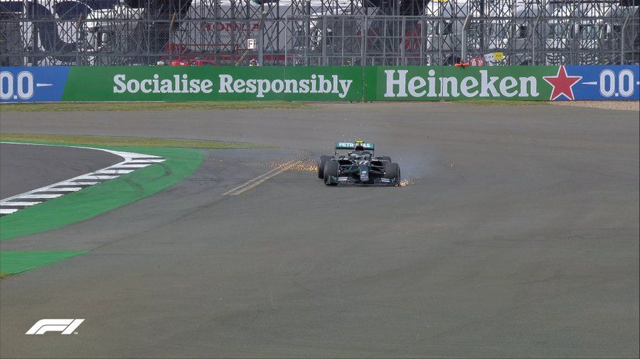 Hamilton a câștigat la Silverstone cu o pană în ultimul tur! Verstappen și Leclerc, pe podium după o pană suferită de Bottas cu două tururi înainte de final - Poza 6